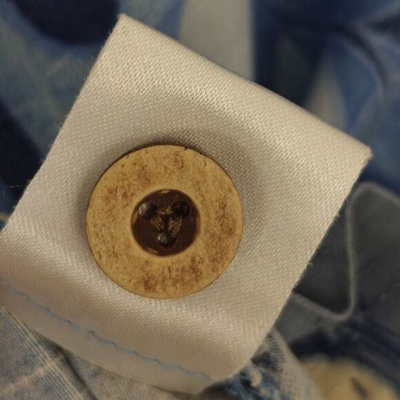 Tommy Bahama Silk Hawaiian Shirt Size Medium Blue Tropical Floral Beach Aloha - Picture 10 of 10